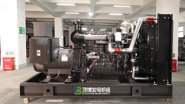 工業(yè)4.0下的電力新選擇：頂博智能柴油發(fā)電機組，為現(xiàn)代工業(yè)注入強勁動力